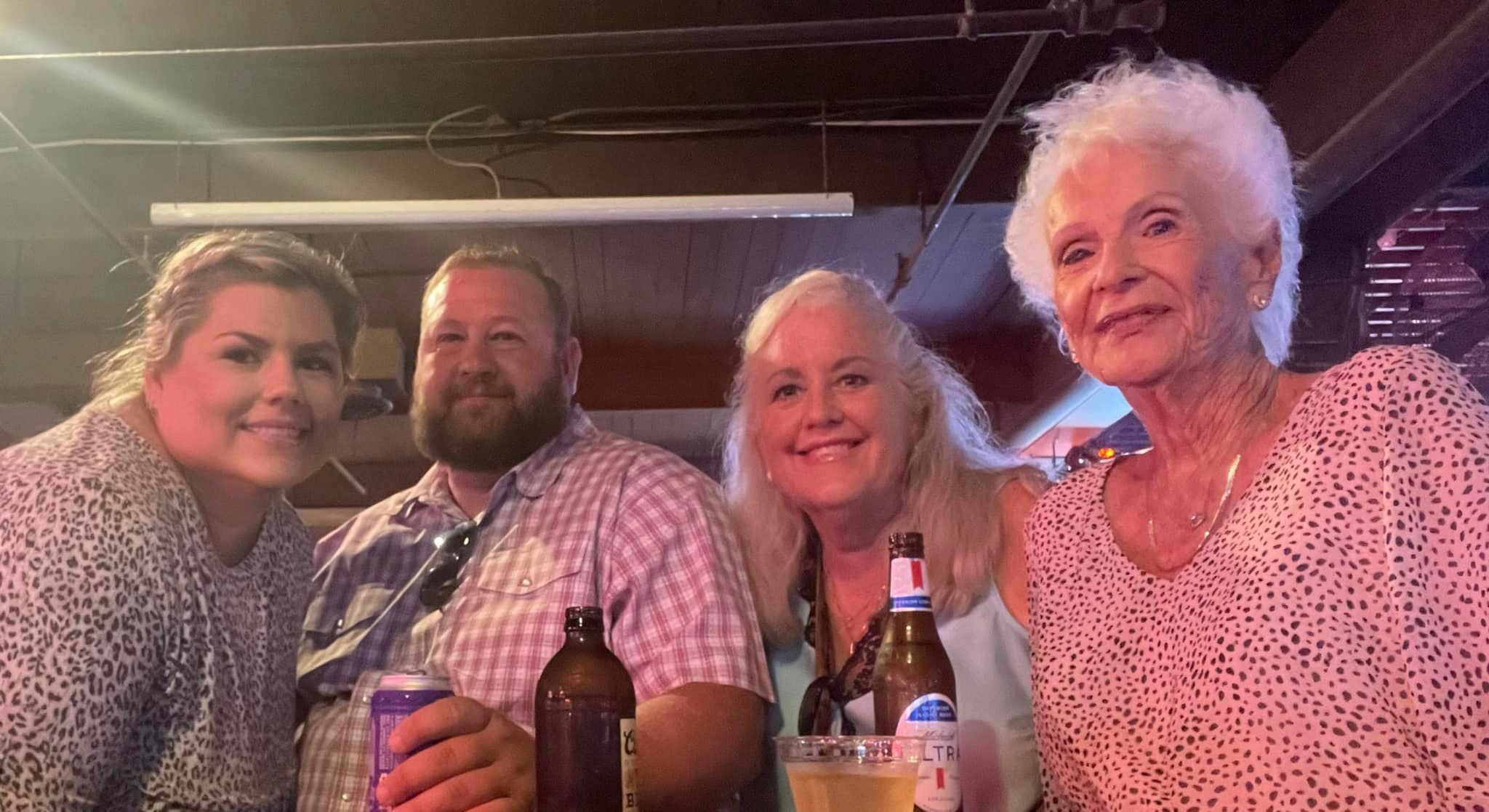 Lauren, Jared, Kaja and Carol Billy Bobs Fort Worth, Texas