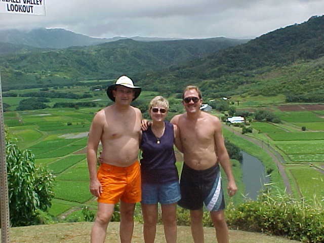 1999 Scott with his sister Matalea and brother Ed in Hawaii