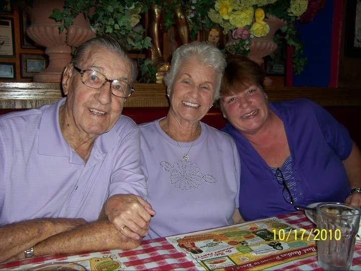 Bud, Mom and Cindy