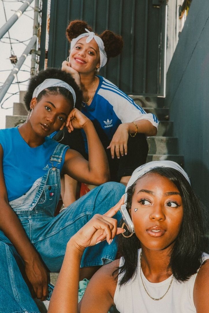 Prsm was an art collective Kyra, Jaidah, and I started where we hosted varies shows and events around Los Angeles. These were such fun times