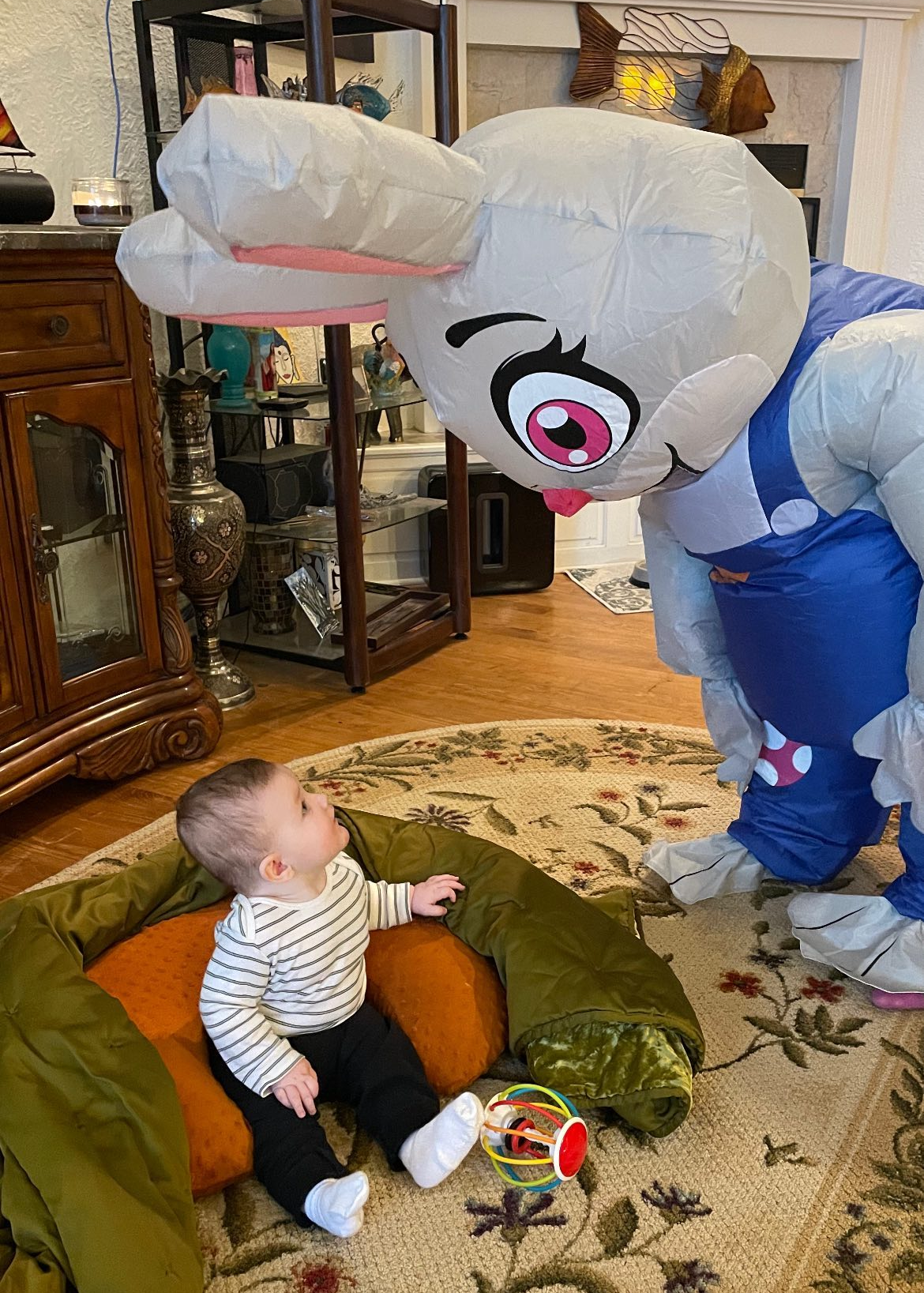That time Paula bought an inflatable bunny costume for Axels first Easter, it was so funny!! She just walked out of the room and a few minutes later walked back in wearing that costume without telling anyone LOL I’m really going to miss her goofy sense of humor. 💜