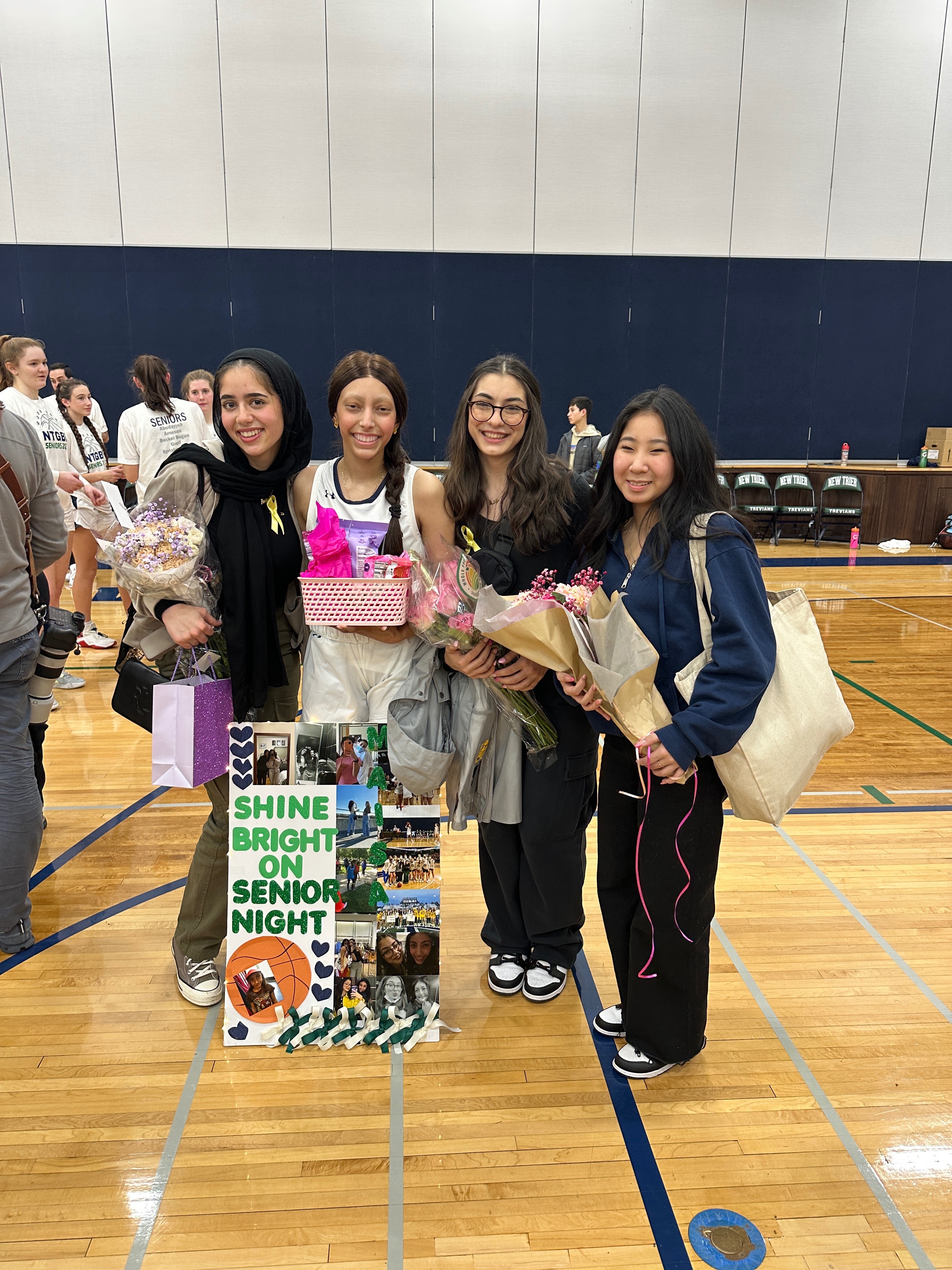 2 years ago today (02/09/2023) me and my closest friends made sure to show up to celebrate Maisa’s senior night! Although she wasn’t able to play we made sure to stand by her as she said her final farewell to the sport she loved for many years.