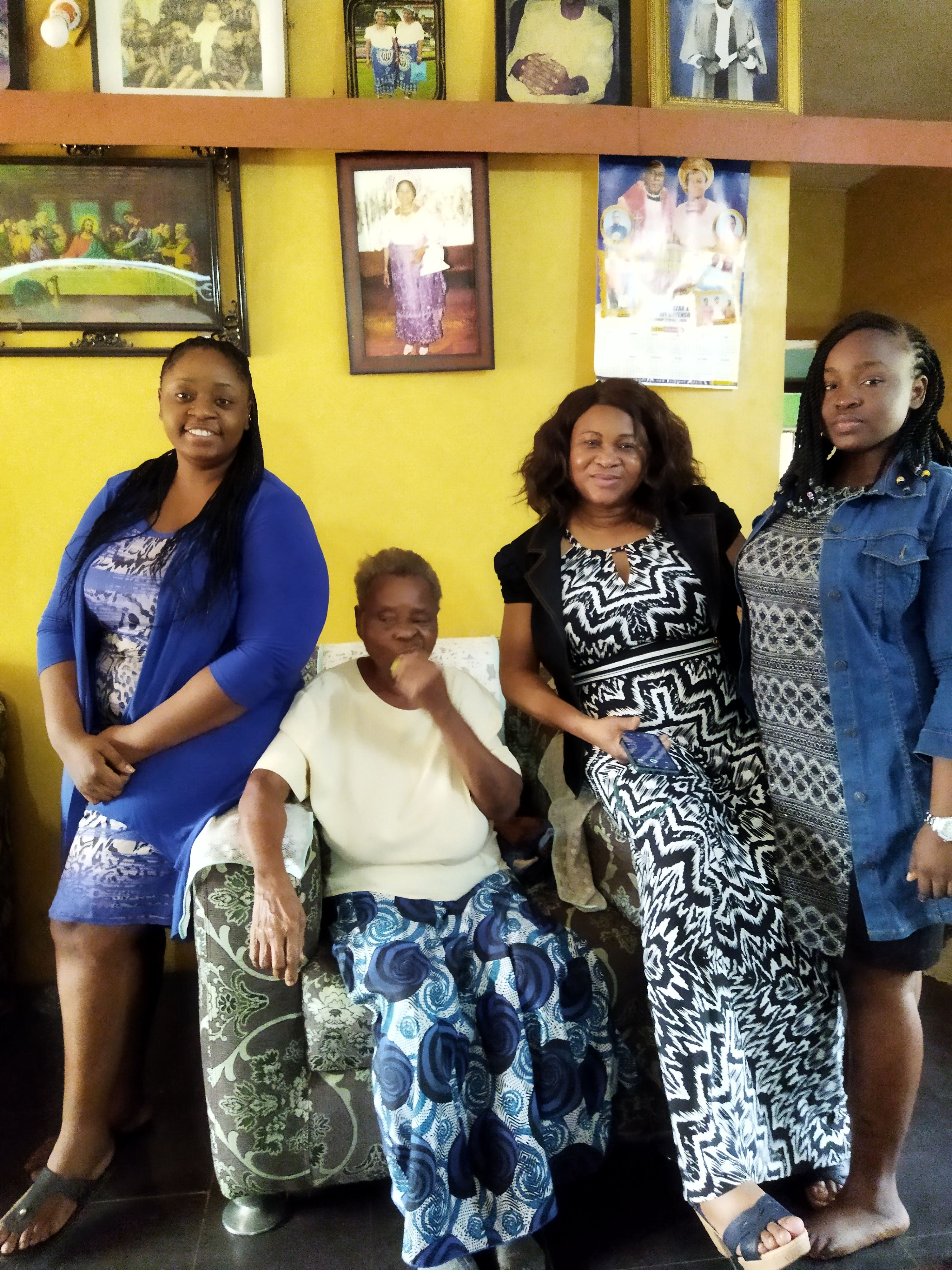 Mama with her niece and some of her granddaughters.