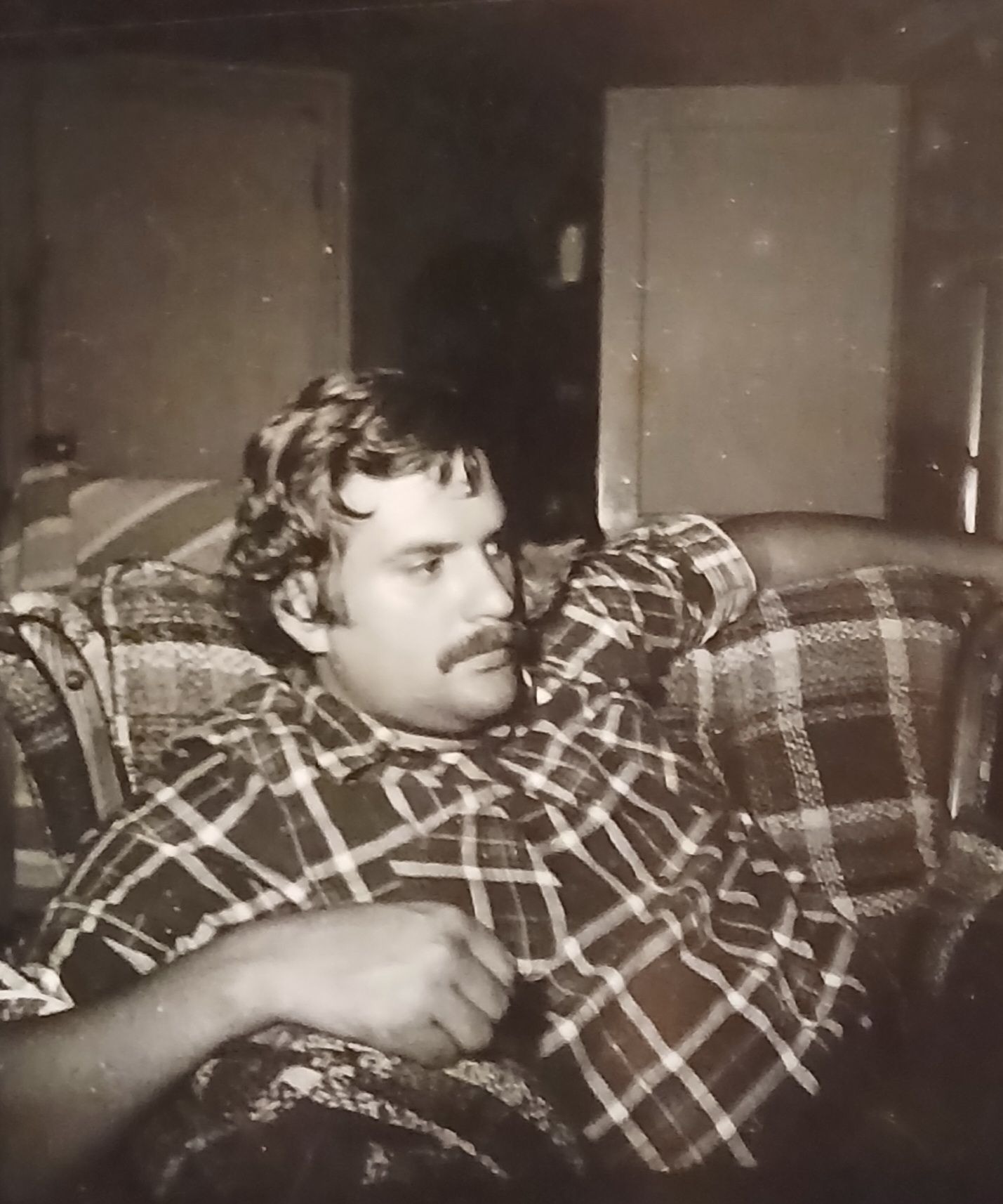 Robert 1977