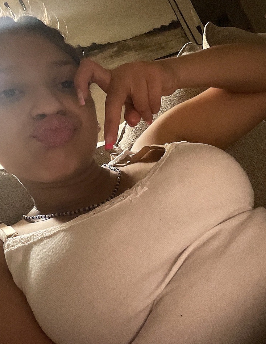 Even tho I didn´t met u it hit hard to hear at first i didn´t believe but i seen it was real my heart sunk may you rest in peace sweet girl