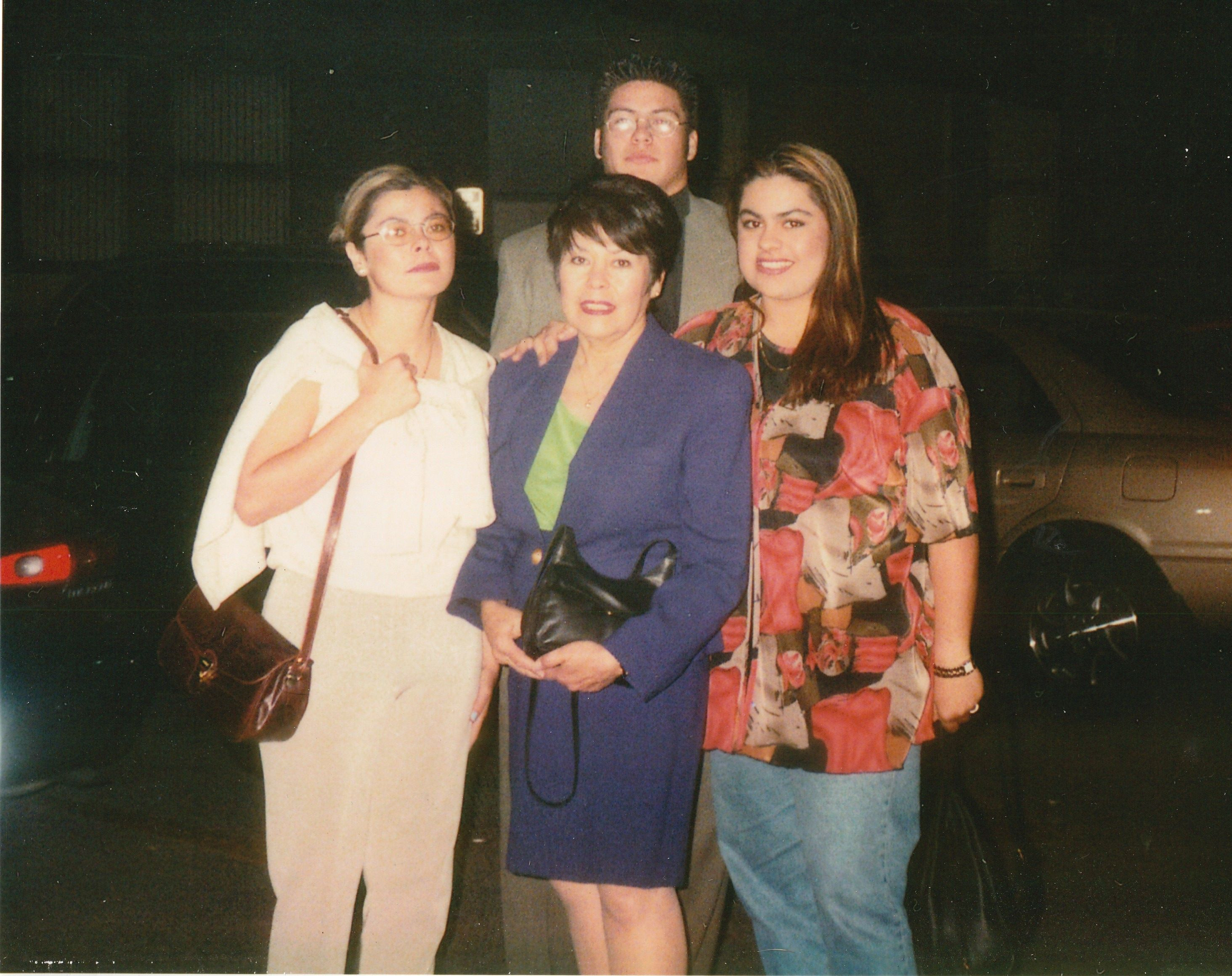 Gloria with her three Children Maury, Mara and Carlos year 2000