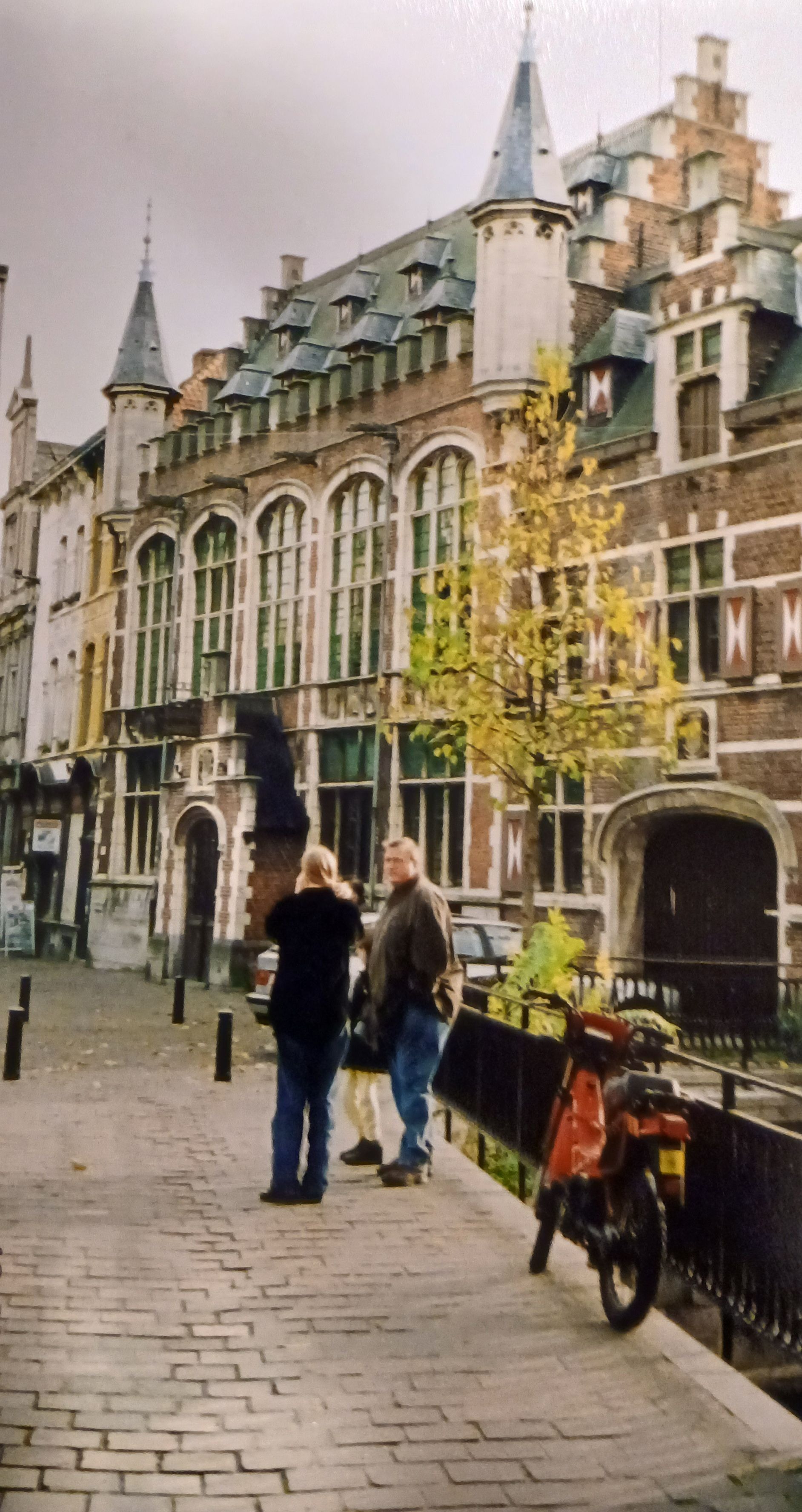 Gent, Belgium
October 1999
Robert, Adrienne and Helen