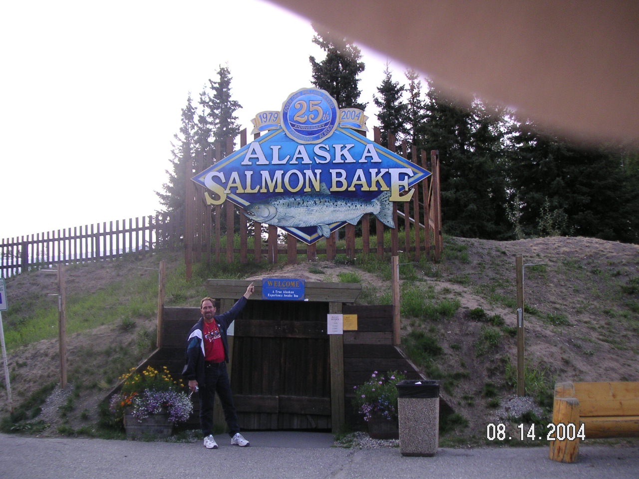 2004 Scott just before aging to eat at an Alaskan Salmon Bake