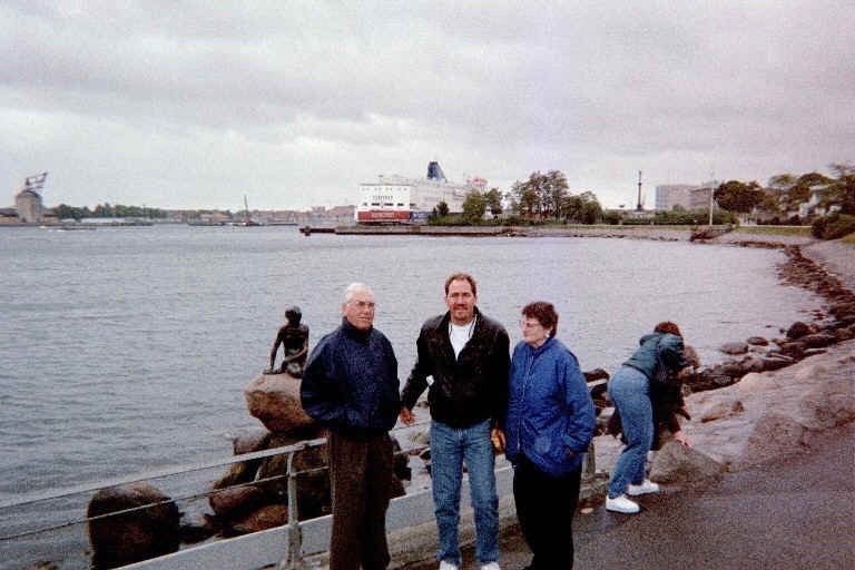 2000 Scott with his mother Caroline and Father Lewis in Copenhagen Denmark