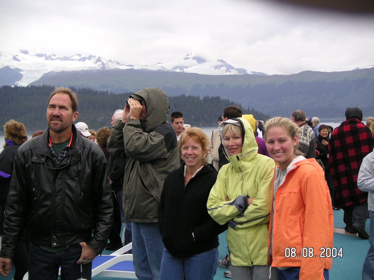 2004 Scott with his brother in law (binoculars), Sister in law Leigh, Sister Carol, and Niece Caroline in Alaska Glacier Bay