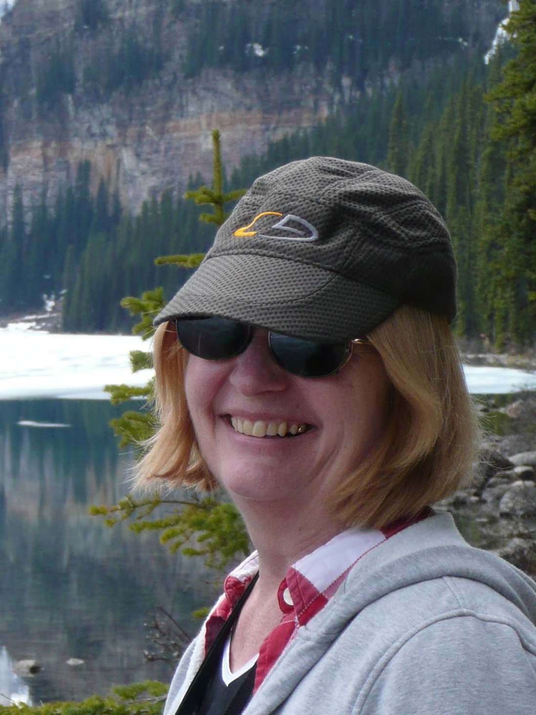 Darlene was so excited to finally make it to Lake Louise. She and I had always dreamed of experiencing the lake and the famous Hotel so we ate lunch there.