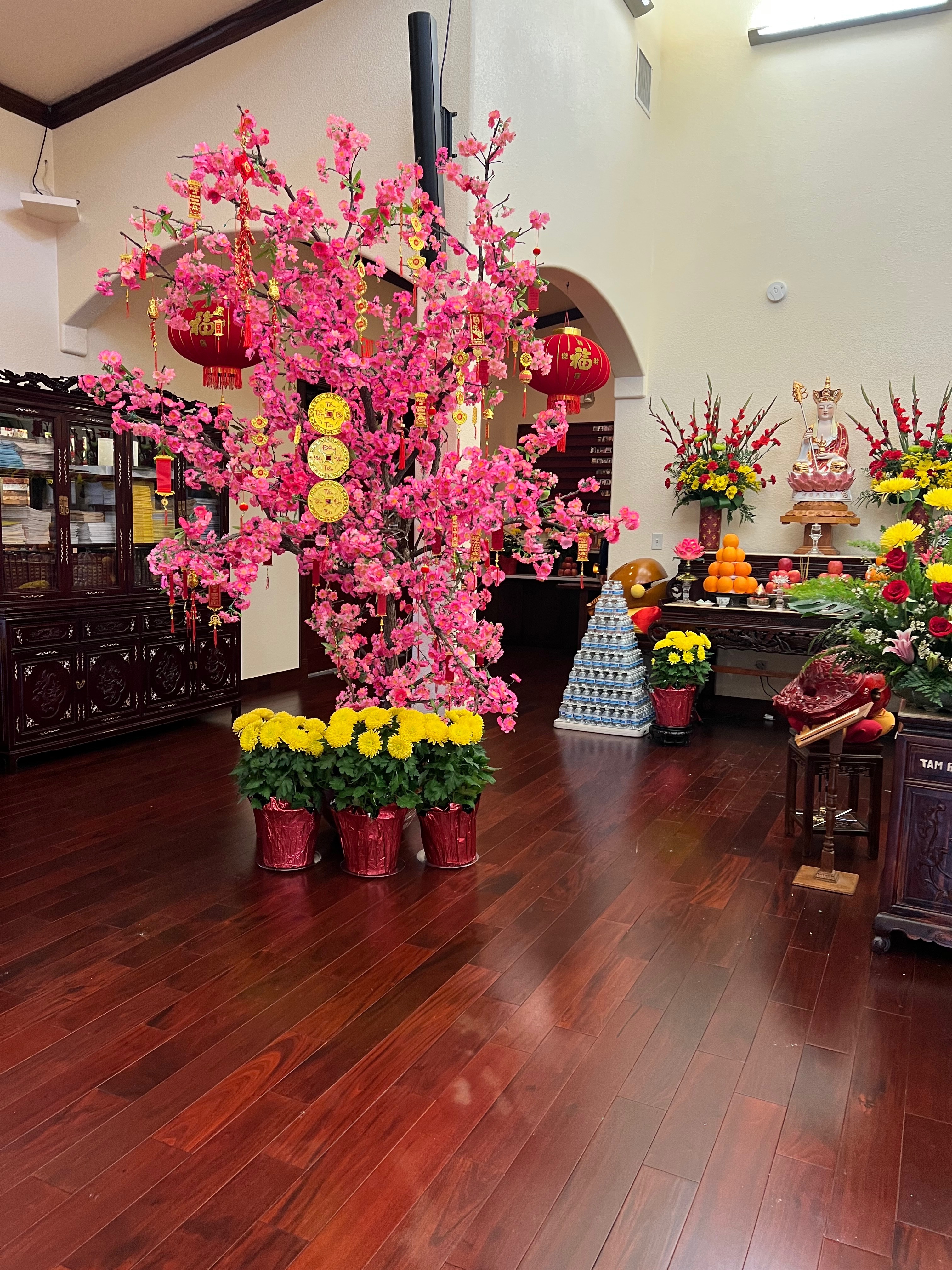 Chưa Linh Sơn Austin Texas dịp Tết Nguyên Đán . 🙏🙏🙏