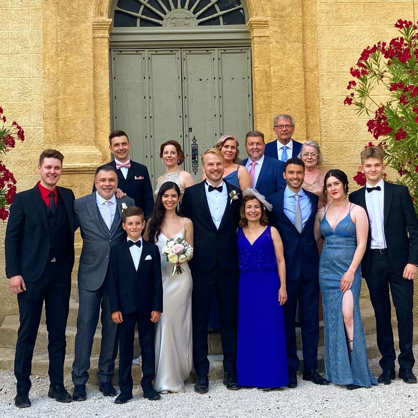 ENG: Roberta's wedding in Provence June 2022. POR: Casamento da Roberta na Provence, junho de 2022.