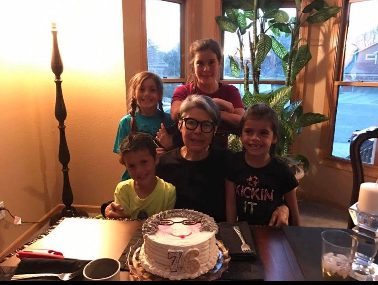Gloria celebrating her 76th birth day with her Grandchildren Olivia, Isabel, Alessandra and Carlos Jr.