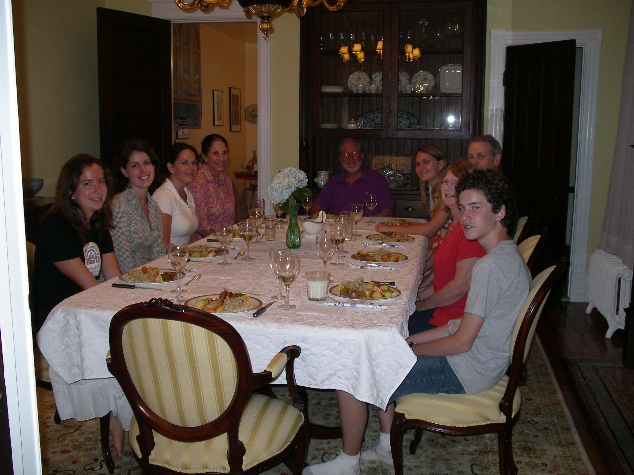 Another photo from the 3C dinner - crazy how young we all looked! I'm glad we all got to share a meal together and I hope our food was as good as I remember it being:) <3 Claudia