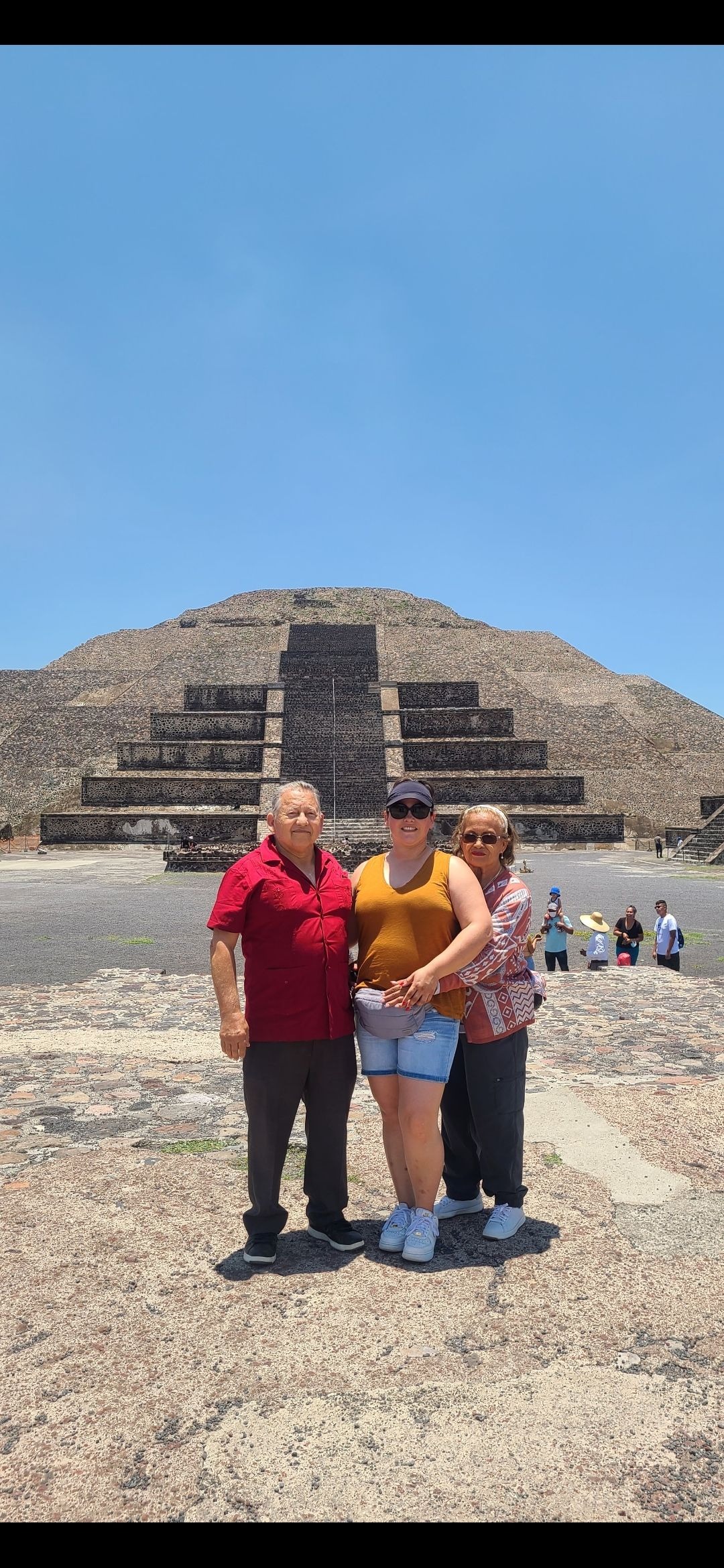 In Teotihuacán with mami. I felt so lucky to experience this with her. 