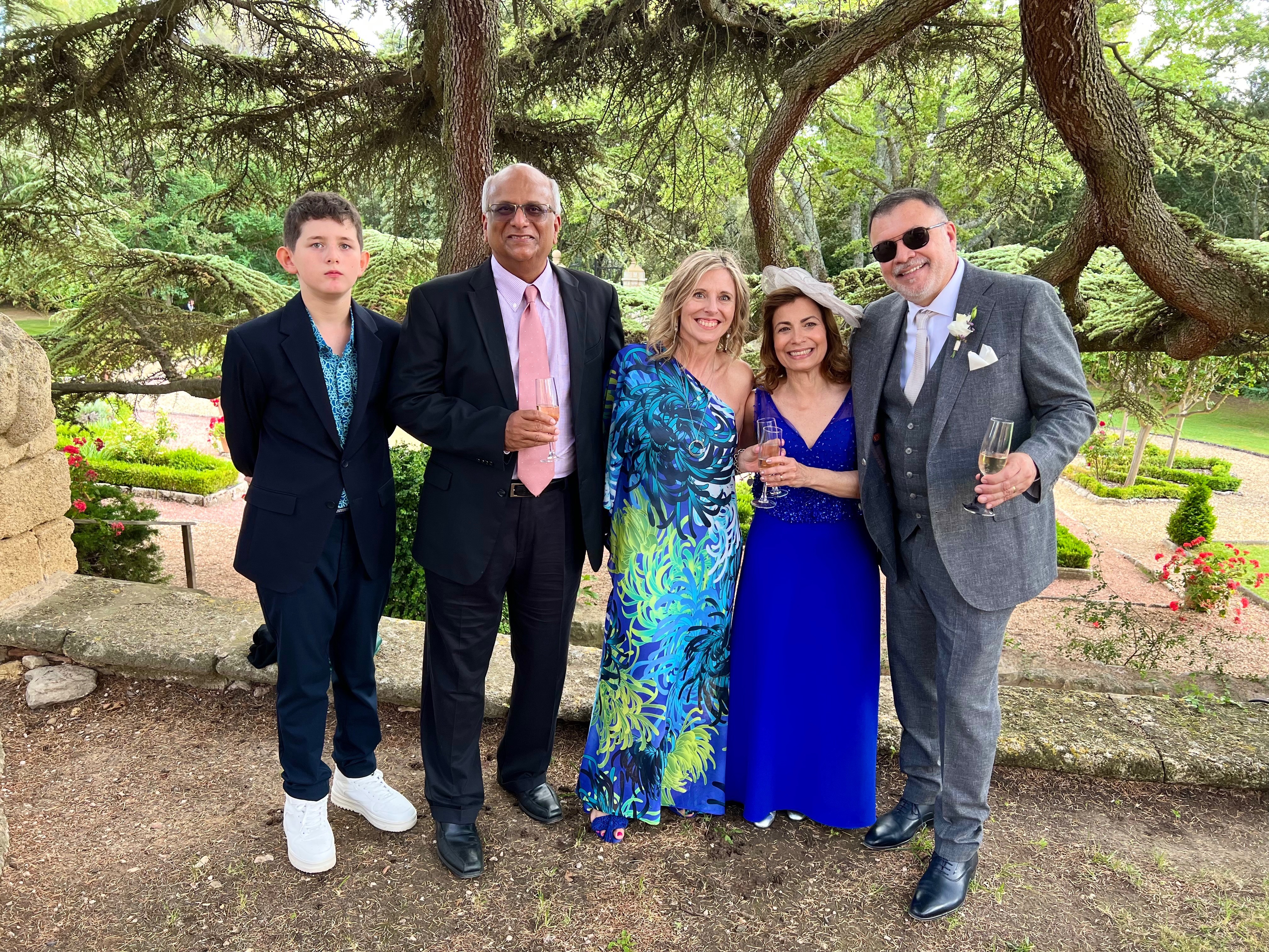 Rosy and Mozart at their daughter Roberta’s wedding. Friends, Maria, Dave and Simon(son)
